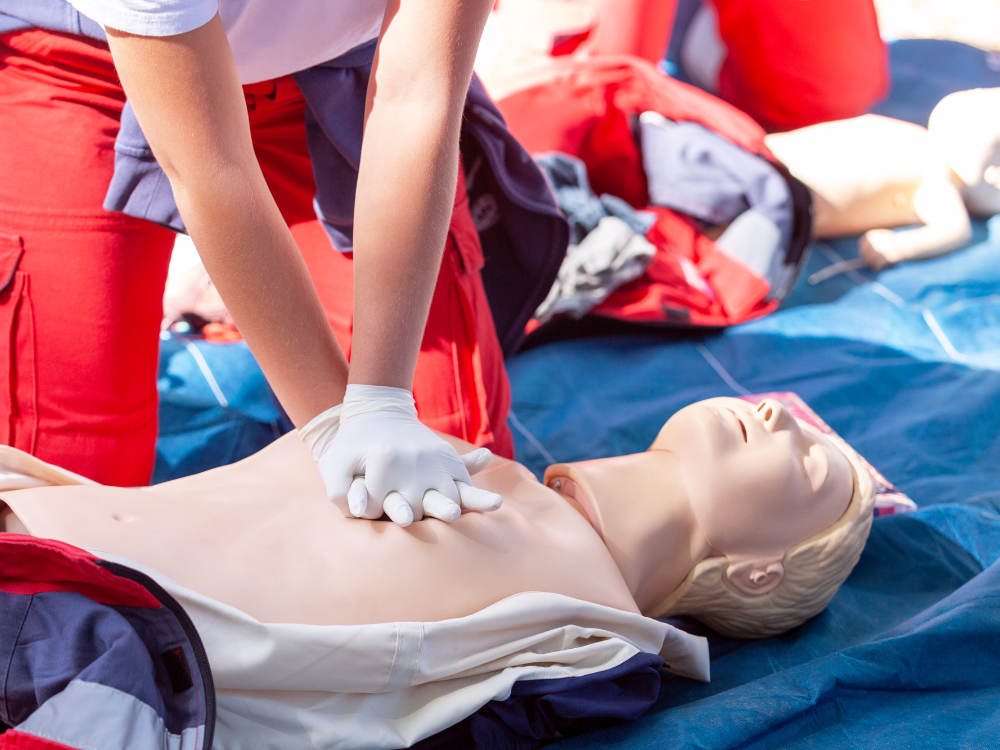 FSB Insurance Service Manufacture First AId
